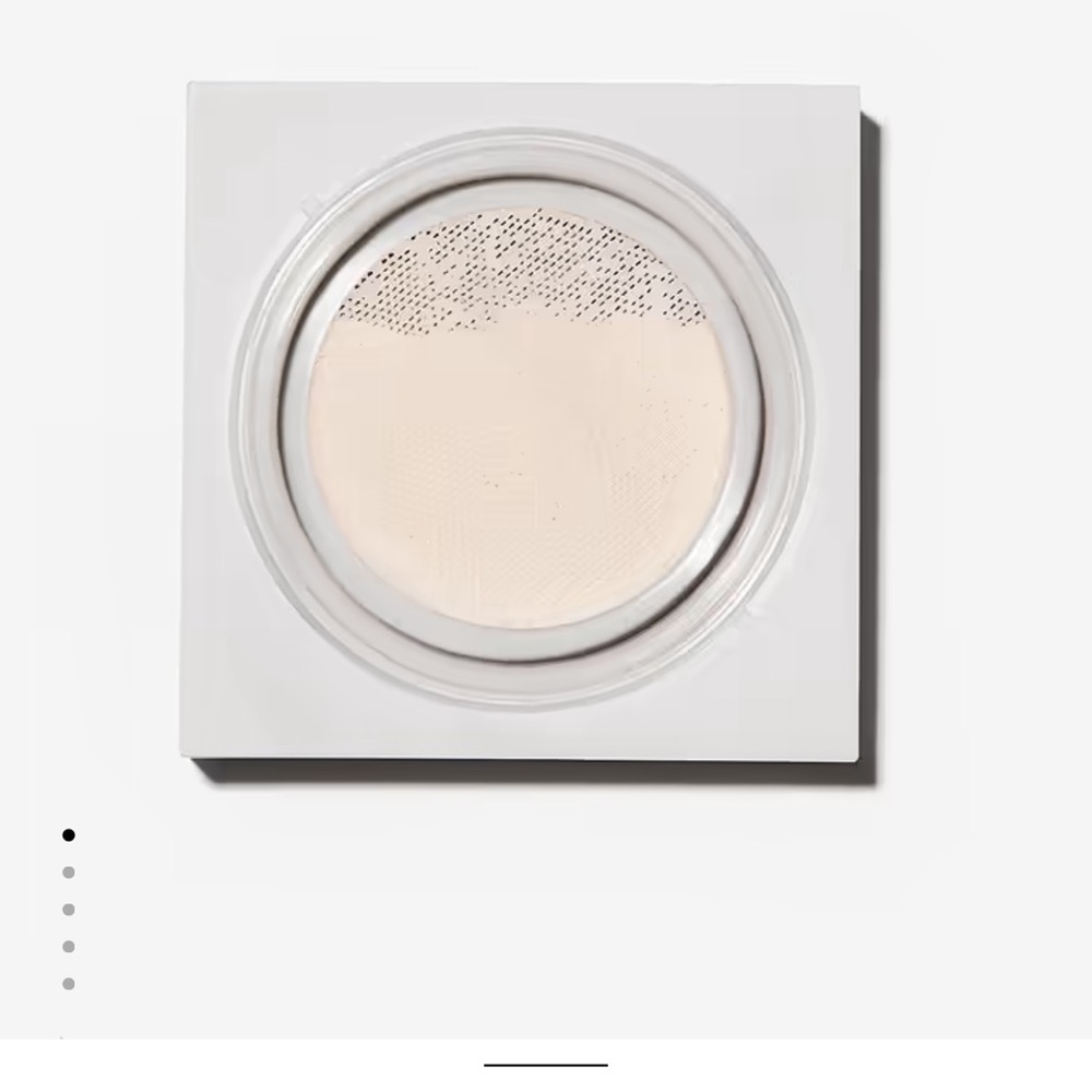 BNIB Refy Skin Finish Water based pore blurring powder shade 01